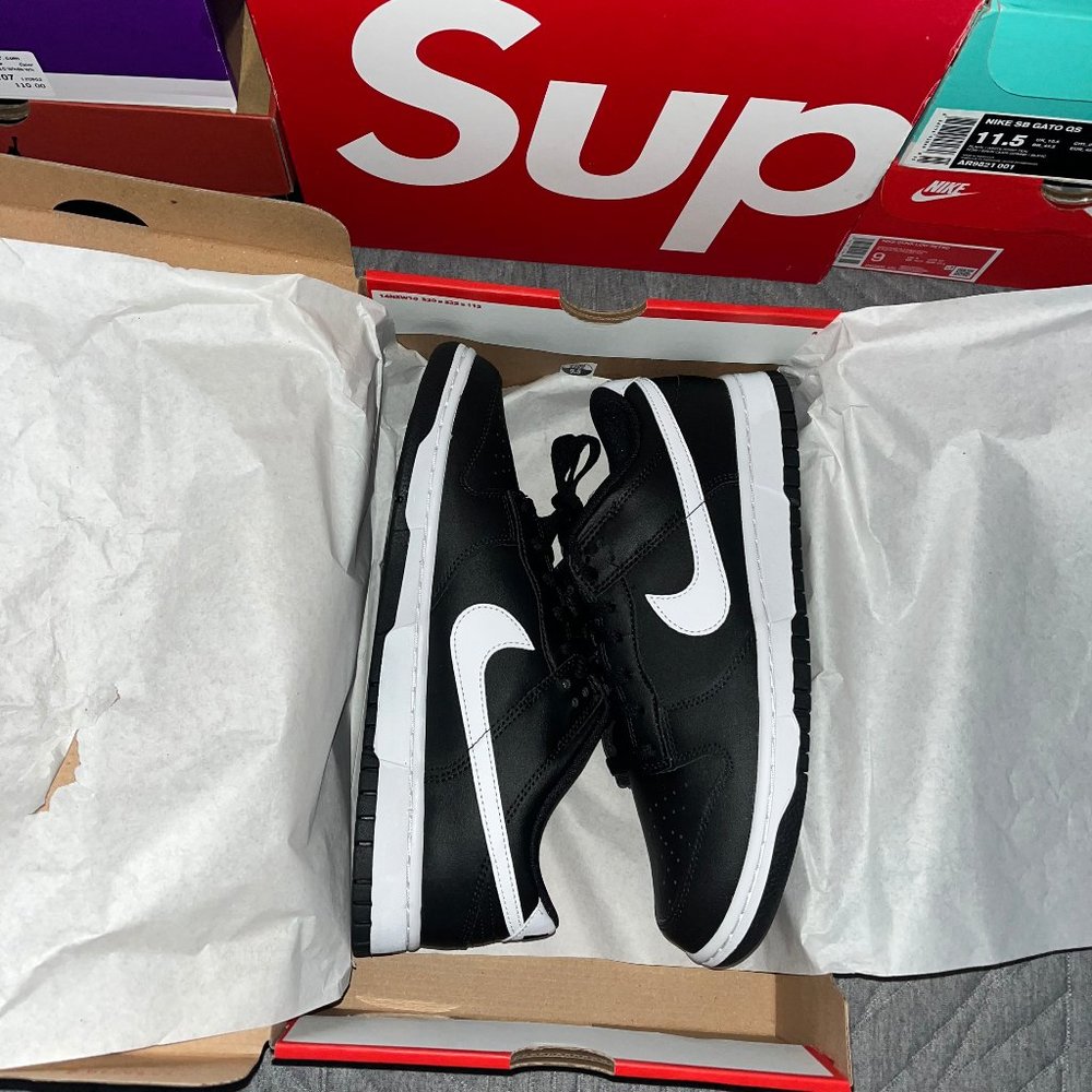 Nike Dunk Low Black & White size 9.5